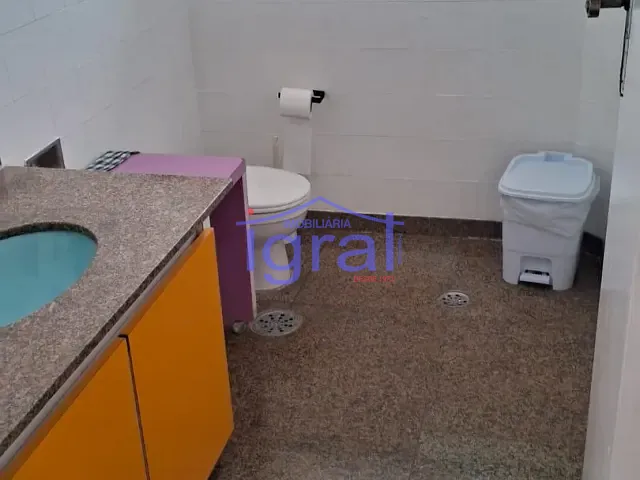 Sobrado com 361m², à venda, no bairro Bosque da Saúde em São Paulo