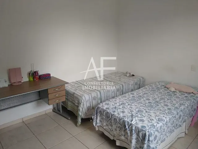 Sobrado com 533m², à venda, no bairro Jardim das Nações em Taubaté