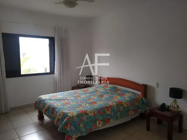 Sobrado com 533m², à venda, no bairro Jardim das Nações em Taubaté