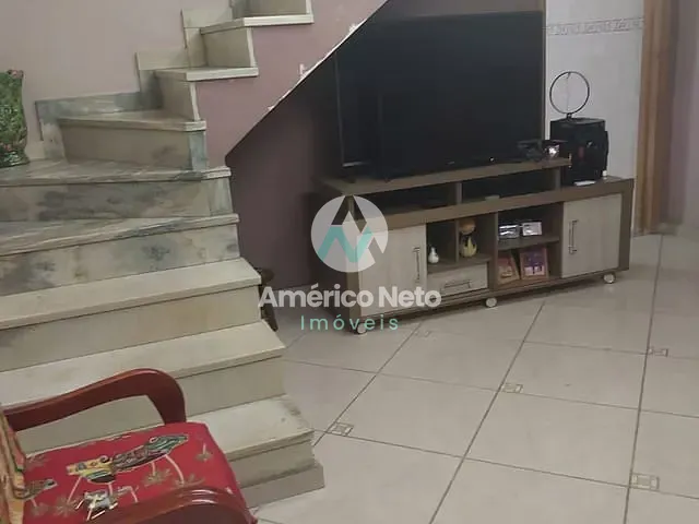 Sobrado 2 quartos e 2 banheiros, à venda, no bairro Osvaldo Cruz em São Caetano do Sul