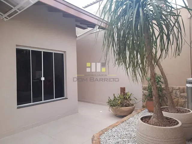 Sobrado com 500m² 3 quartos e 5 banheiros, à venda, no bairro Jardim Santa Madalena em Sumaré