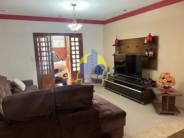 Sobrado com 250m² 4 quartos e 4 banheiros, à venda, no bairro Umuarama em Osasco