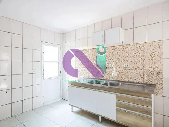 Sobrado com 293m² 3 quartos e 2 banheiros, à venda, no bairro Padroeira em Osasco
