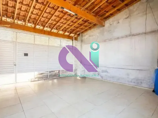 Sobrado com 293m² 3 quartos e 2 banheiros, à venda, no bairro Padroeira em Osasco