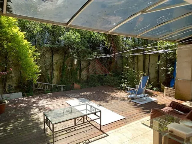 Sobrado com 410m² 3 quartos e 1 banheiro, à venda, no bairro Vila Assis Brasil em Mauá