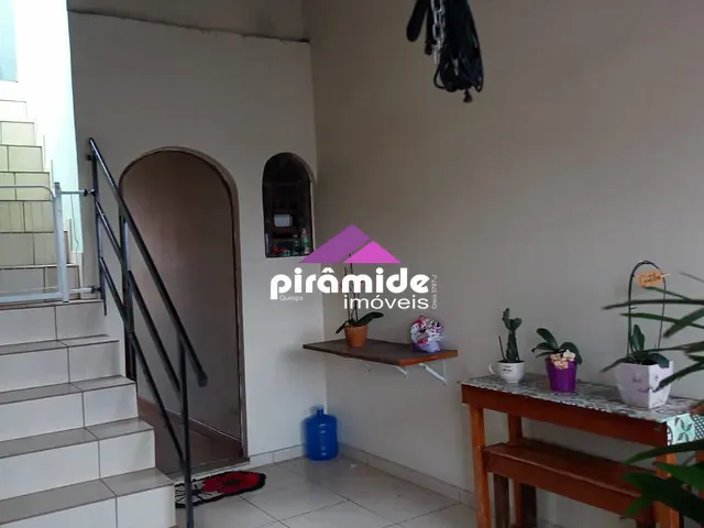 Sobrado com 156m² 2 quartos e 3 banheiros, à venda, no bairro Jardim Terras do Sul em São José dos Campos