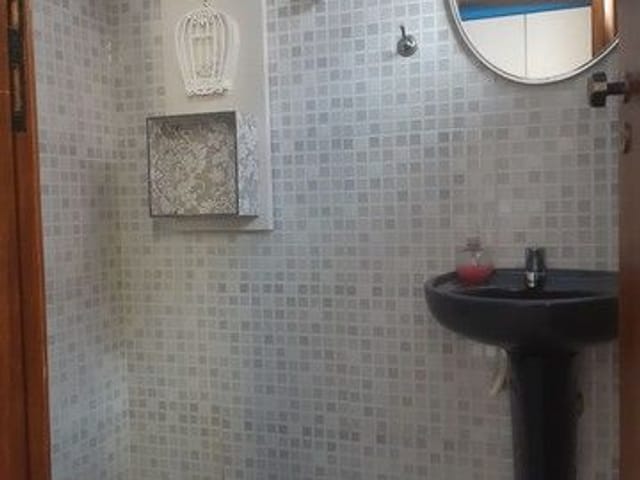 Foto do Sobrado - Sobrado com Piscina, 3 dormitórios à venda, 215 m² por R$ 601.000 - Vila Rossi - São José dos Campos/SP | RUSSI IMÓVEIS