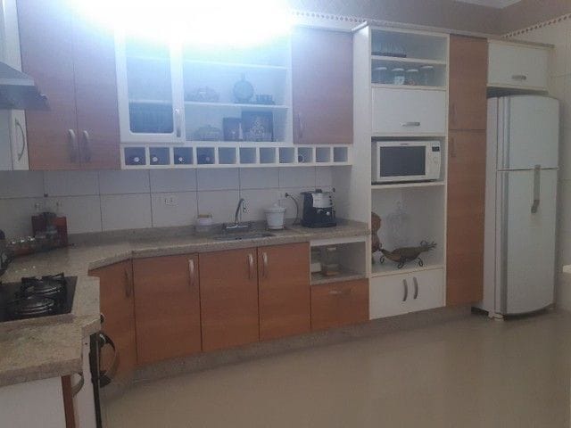 Foto do Sobrado - Sobrado com Piscina, 3 dormitórios à venda, 215 m² por R$ 601.000 - Vila Rossi - São José dos Campos/SP | RUSSI IMÓVEIS