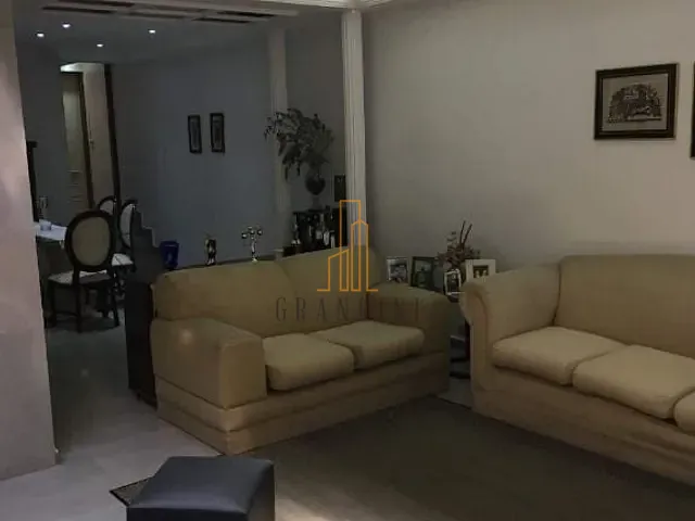 Sobrado com 200m² 3 quartos e 3 banheiros, à venda, no bairro Vila Mussoline em São Bernardo do Campo