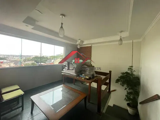 Sobrado com 213m² 3 quartos e 5 banheiros, à venda, no bairro Parque das Nações em Santo André