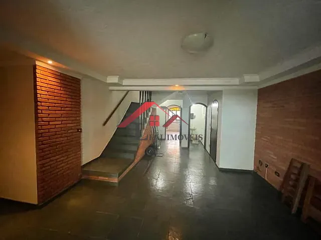Sobrado com 213m² 3 quartos e 5 banheiros, à venda, no bairro Parque das Nações em Santo André