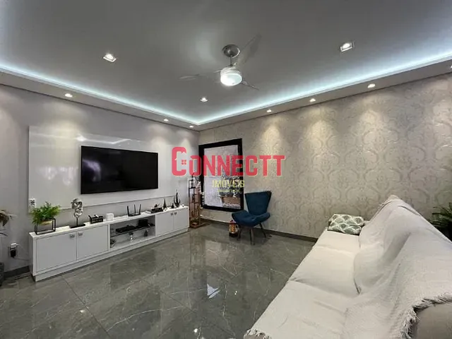Sobrado com 360m² 4 quartos e 5 banheiros, à venda, no bairro Residencial Alto do Castelo em Ribeirão Preto