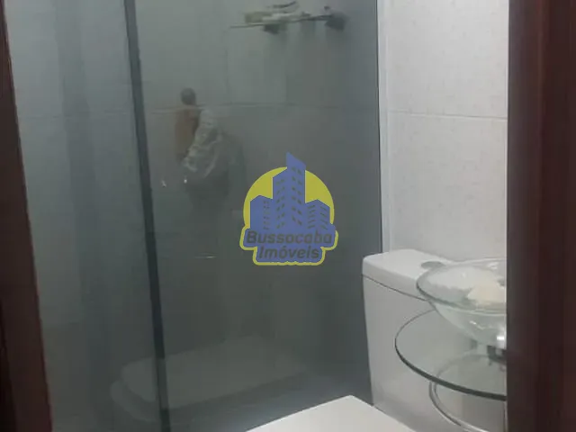 Sobrado com 174m² 3 quartos e 4 banheiros, à venda, no bairro Santo Antônio em Osasco
