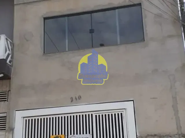 Sobrado com 174m² 3 quartos e 4 banheiros, à venda, no bairro Santo Antônio em Osasco