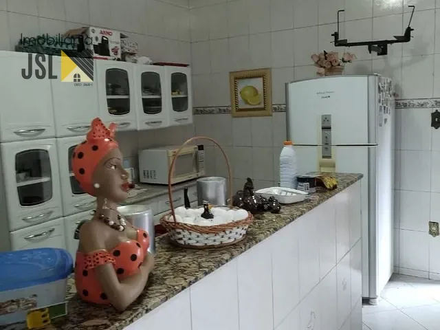 Sobrado com 140m² 3 quartos e 2 banheiros, à venda, no bairro Borda da Mata em Caçapava