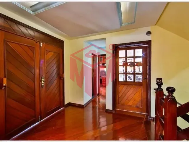 Sobrado com 175m² 3 quartos e 5 banheiros, à venda ou para alugar, no bairro Nova Petrópolis em São Bernardo do Campo