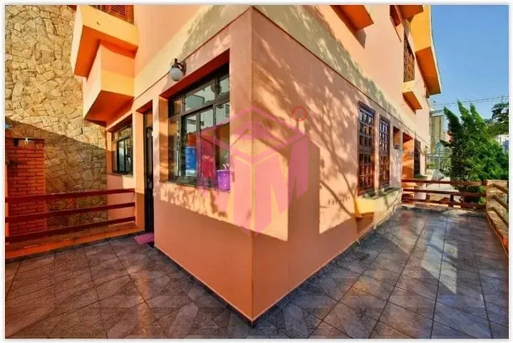 Sobrado, 3 quartos, 315 m² - Foto 1