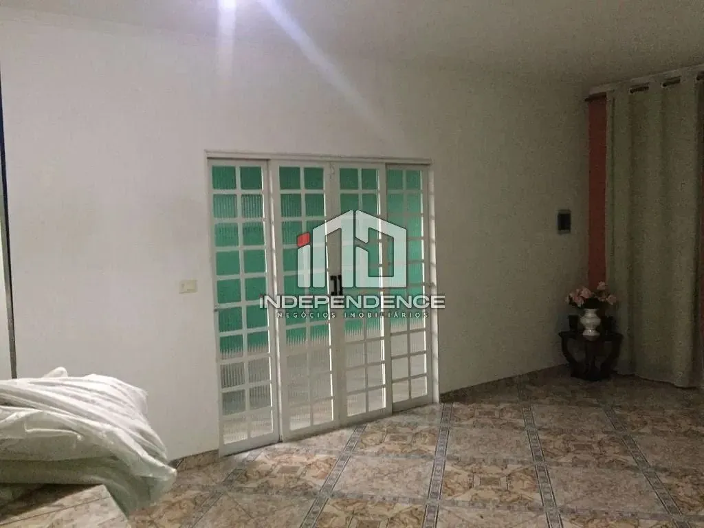 Sobrado, 4 quartos, 301 m² - Foto 1