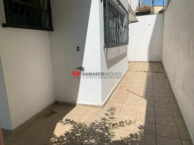 Sobrado com 390m² 3 quartos e 1 banheiro, à venda, no bairro Jardim São Caetano em São Caetano do Sul