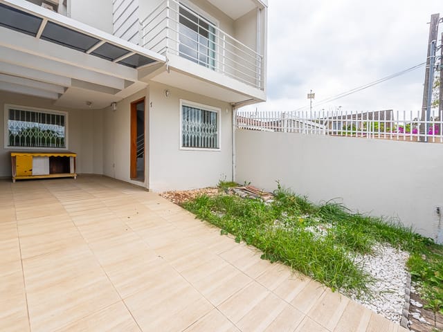 Foto do Sobrado - Cachoeira, Sobrado de frente para rua, localização privilegiada, 104 metros privativos, 3 quartos, suíte e 2 vagas.à venda,  Curitiba, PR | Imobiliária GreenVille