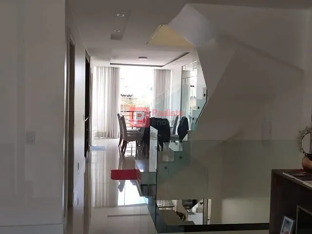 Sobrado com 303m² 4 quartos e 5 banheiros, à venda, no bairro Jardim São Nicolau em São Paulo