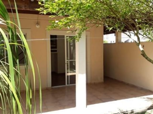 Foto do Sobrado - Sobrado com 2 dormitórios à venda, 87 m² por R$ 440.000,00 - Vila Branca - Jacareí/SP | RUSSI IMÓVEIS