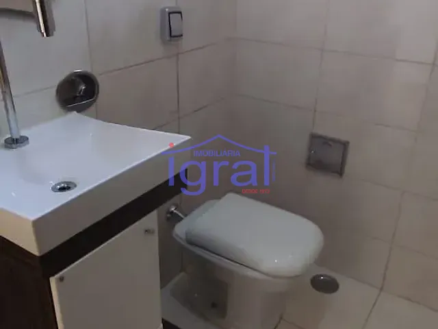 Sobrado com 250m² 3 quartos e 4 banheiros, à venda, no bairro Vila Fachini em São Paulo