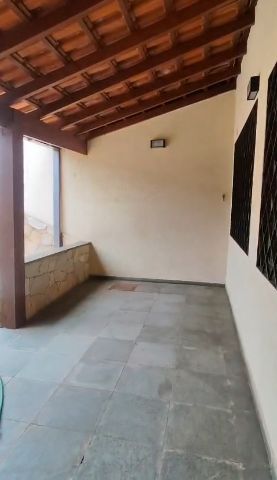 Sobrado com 165m² 4 quartos e 4 banheiros, à venda, no bairro Vila Joselito em Campo Grande