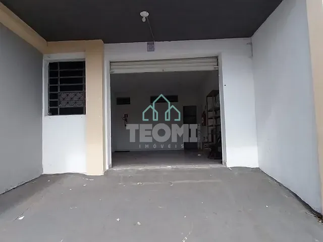Sobrado com 202m², à venda, no bairro Bosque da Saúde em Taubaté