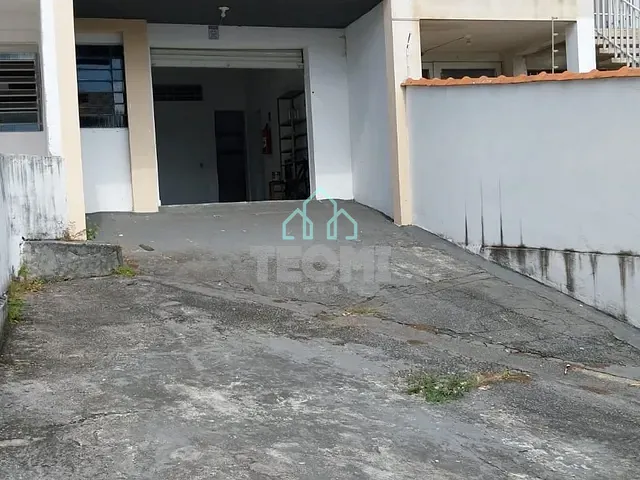 Sobrado com 202m², à venda, no bairro Bosque da Saúde em Taubaté