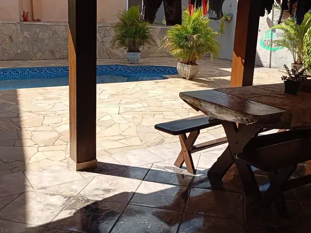 Sobrado 4 quartos e 3 banheiros, à venda, no bairro Parque Dom Pedro II em Campinas