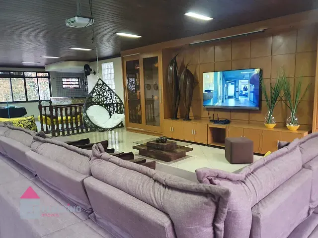Sobrado com 300m² 3 quartos e 5 banheiros, à venda, no bairro Jardim Duprat em São Paulo