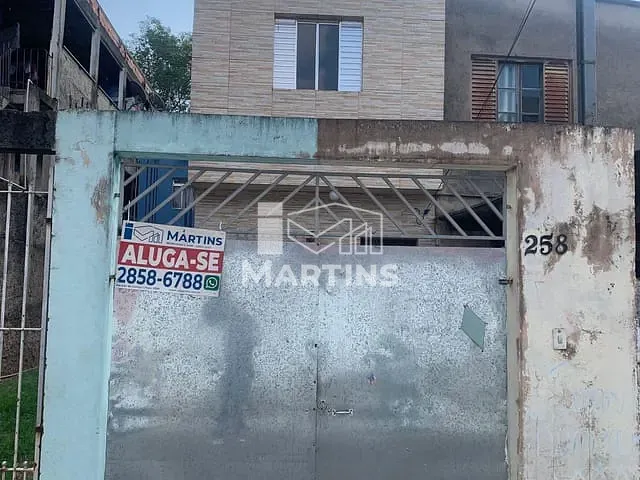Sobrado 3 quartos e 2 banheiros, para alugar, no bairro Jardim Leme em São Paulo