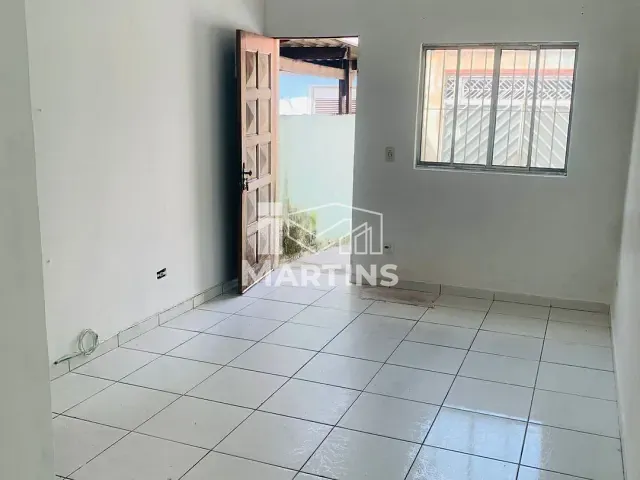 Sobrado 3 quartos e 2 banheiros, para alugar, no bairro Jardim Leme em São Paulo