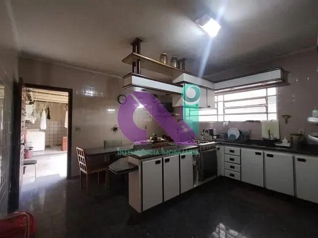 Sobrado com 202m² 3 quartos e 1 banheiro, à venda, no bairro Vila Yara em Osasco