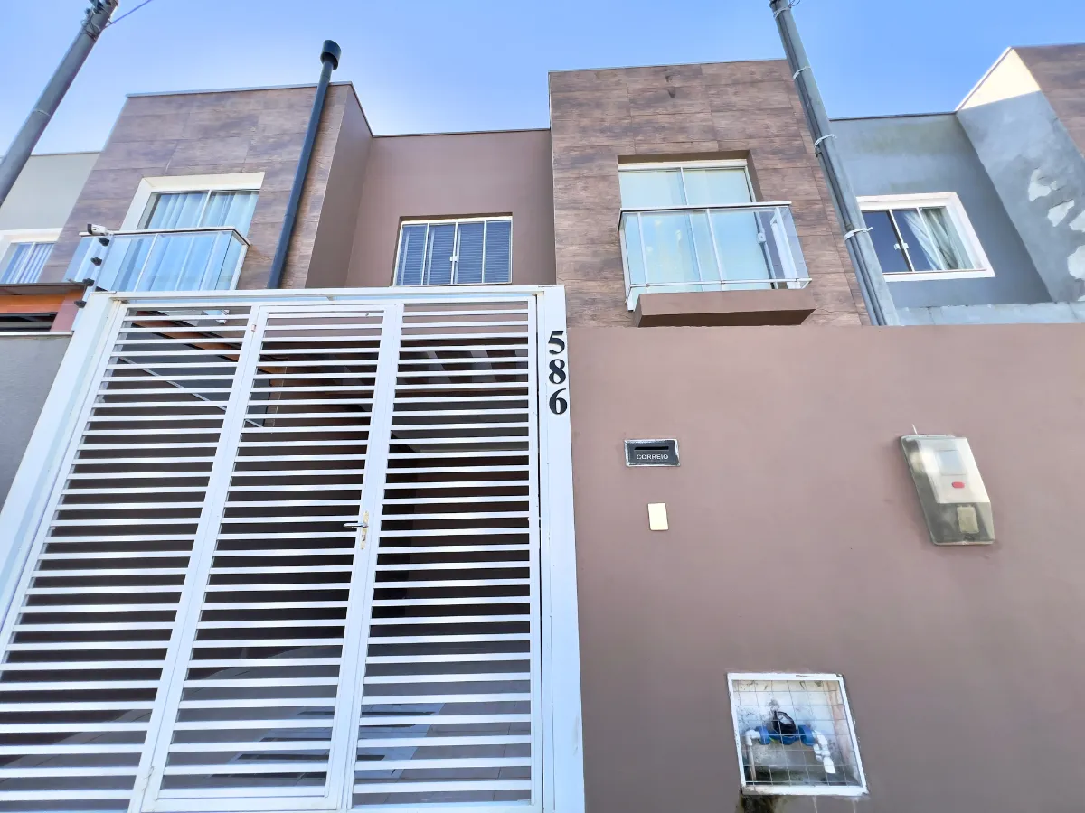 Sobrado para venda em Nova Esperança com 3 quartos, sendo 1 suíte, 112m²