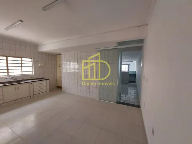 Sobrado com 250m² 3 quartos e 1 banheiro, para alugar, no bairro Parque das Laranjeiras em Sorocaba