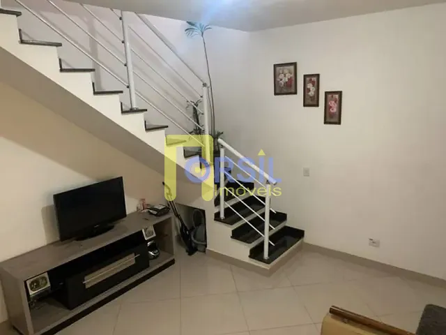 Sobrado com 89m² 2 quartos e 2 banheiros, à venda, no bairro Vila Oliveira em Mogi das Cruzes