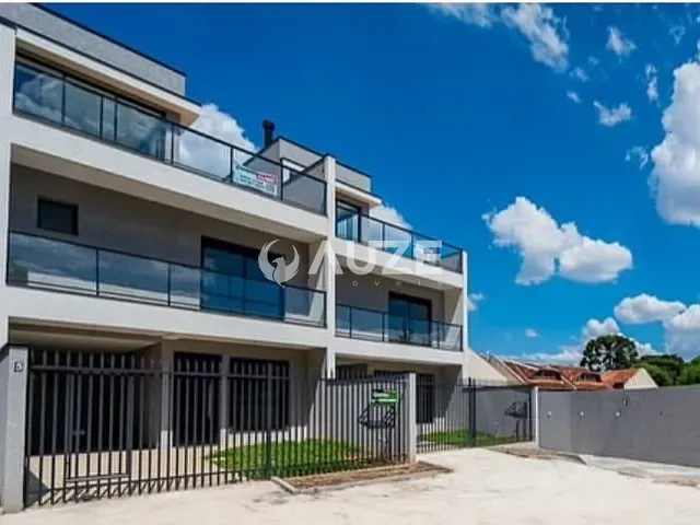 Sobrado com 160m² 3 quartos e 4 banheiros, à venda, no bairro BOM RETIRO em Curitiba