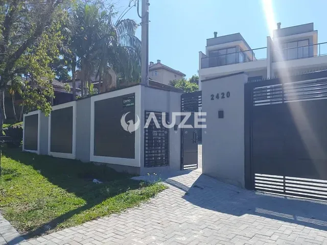 Sobrado com 160m² 3 quartos e 4 banheiros, à venda, no bairro BOM RETIRO em Curitiba