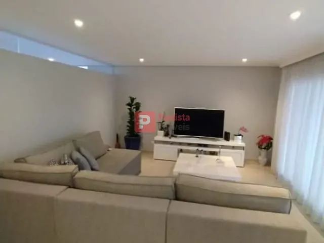 Sobrado com 215m² 4 quartos e 3 banheiros, à venda, no bairro Interlagos em São Paulo