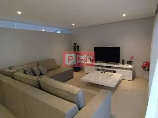 Sobrado com 215m² 4 quartos e 3 banheiros, à venda, no bairro Interlagos em São Paulo