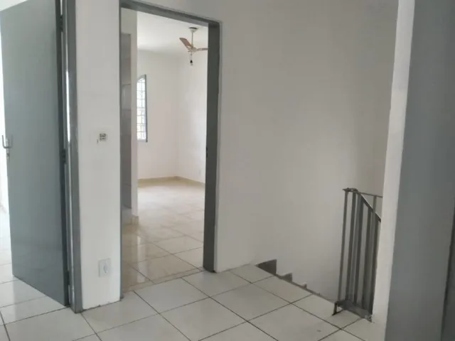 Sobrado com 240m² 5 quartos e 7 banheiros, para alugar, no bairro Campestre em Santo André