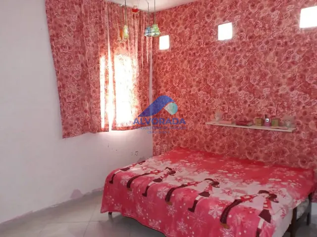 Sobrado com 250m² 4 quartos e 5 banheiros, à venda, no bairro Jardim República em São José dos Campos