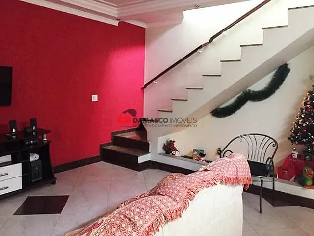 Sobrado com 148m² 3 quartos e 2 banheiros, à venda, no bairro Olímpico em São Caetano do Sul