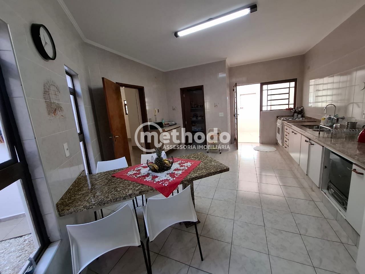 Casa, 3 quartos, 290 m² - Foto 13