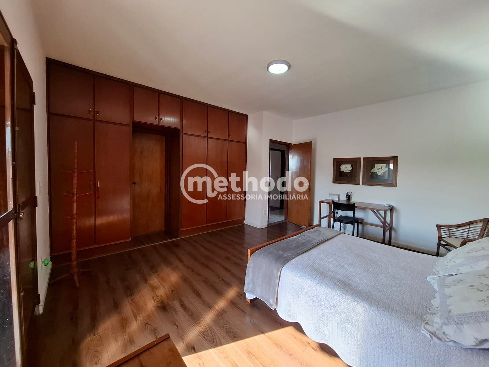Casa, 3 quartos, 290 m² - Foto 31