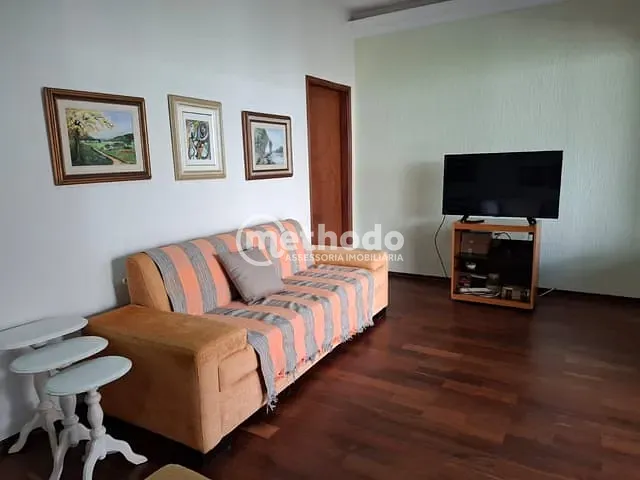 Casa com 300m² 3 quartos e 4 banheiros, à venda, no bairro Jardim Santa Genebra em Campinas