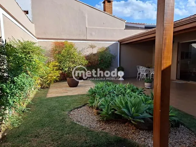 Casa com 300m² 3 quartos e 4 banheiros, à venda, no bairro Jardim Santa Genebra em Campinas