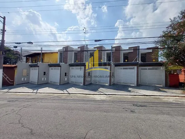 Sobrado 3 quartos e 1 banheiro, à venda, no bairro Jardim Ângela (Zona Leste) em São Paulo